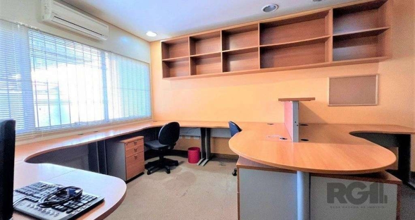 Excelente Sala DUPLEX, unificadas, mobiliadas e equipadas, prontas para trabalhar!