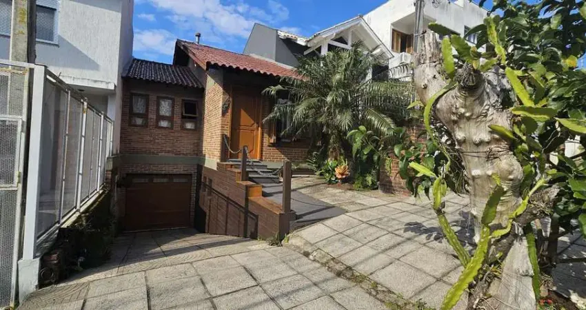 Casa com 2 quartos à venda na Avenida Altos do Santa Rita, 390, Aberta dos Morros, Porto Alegre
