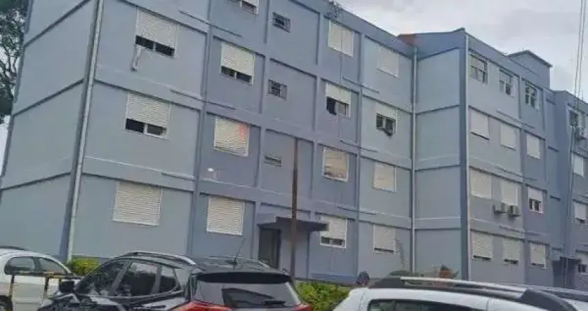 Apartamento de 2 dormitórios com estacionamento rotativo e portaria 24 horas