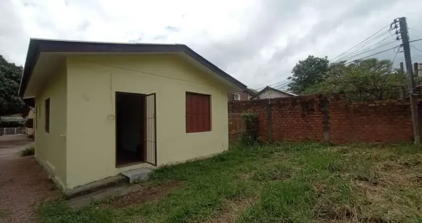 Casa com 3 quartos para alugar na Avenida Quaraí, 65, Nonoai, Porto Alegre