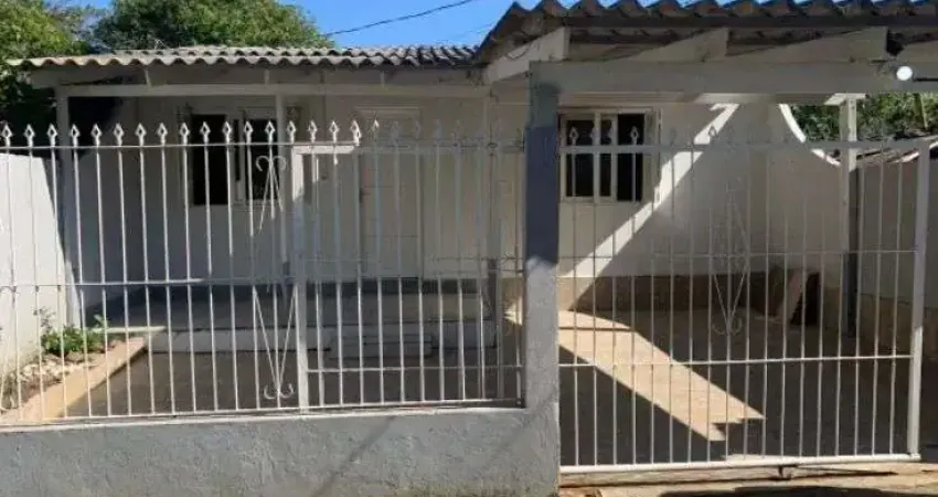 Casa com 2 quartos à venda na Avenida da Serraria, 3229, Ponta Grossa, Porto Alegre