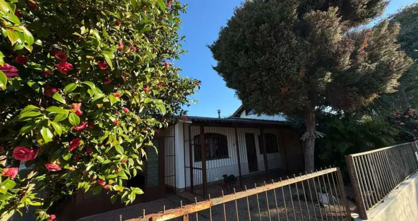 Casa com 3 quartos à venda na Rua Júlio Dias de Souza, 479, Aberta dos Morros, Porto Alegre