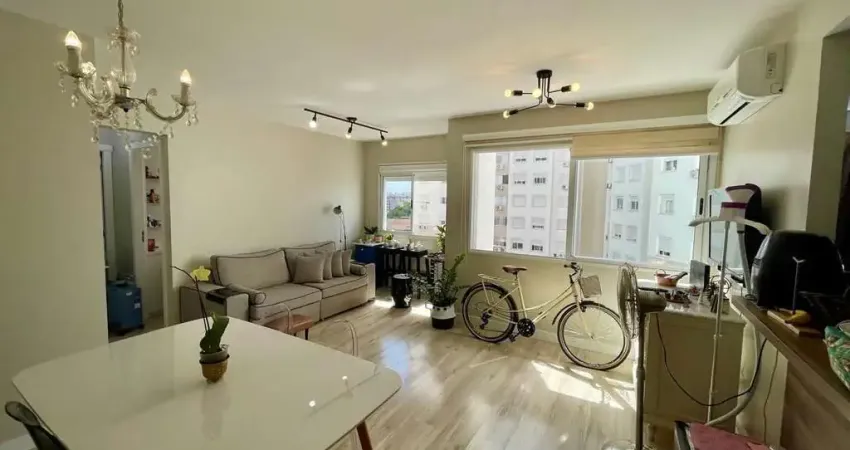 Apartamento semi-mobiliado com suíte e infraestrutura completa