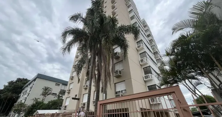 Apartamento de três dormitórios, suíte e uma vaga de garagem no bairro Santana