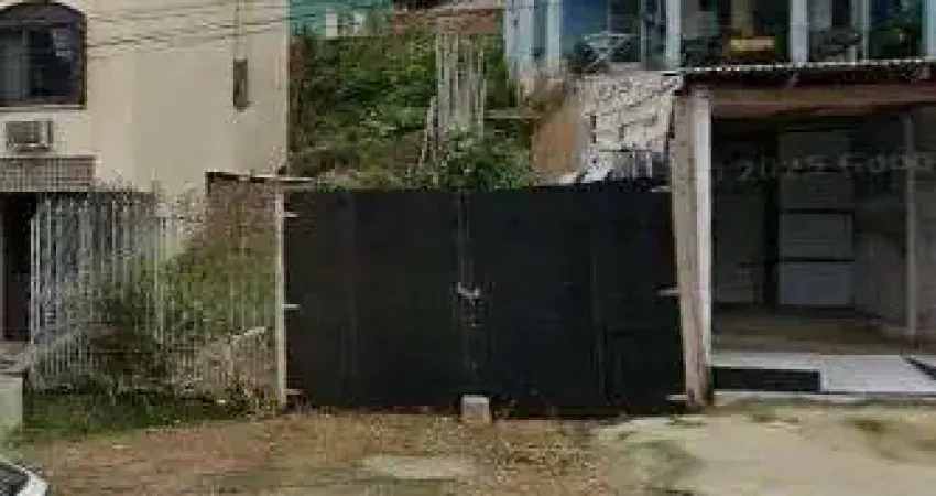 Terreno com 210m², ótima localização, próximo ao Bourbon Wallig