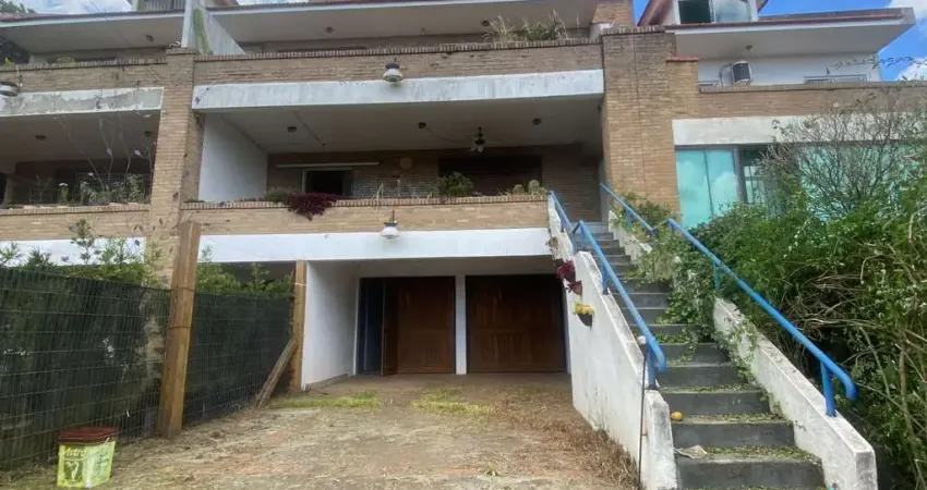 Casa Geminada para Aluguel no Bairro Teresópolis – Vista Panorâmica do Guaíba