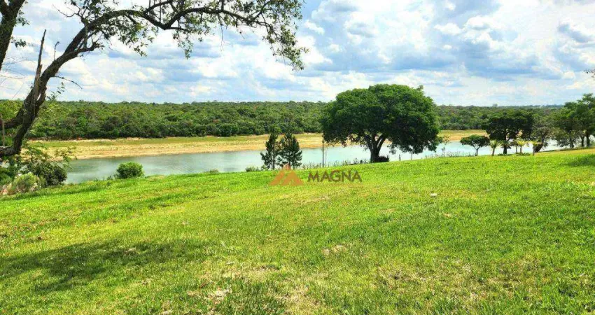 Terreno à venda, 671 m² por R$ 350.000,00 - Riviera de Santa Cristina XIII - Paranapanema/SP