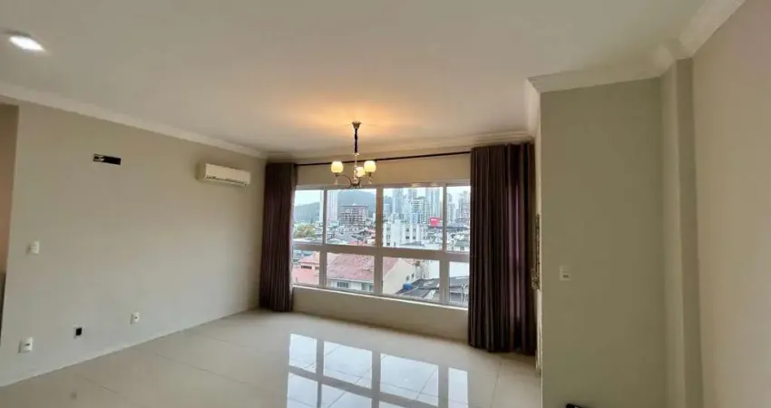 Apartamento com 2 quartos para alugar na Rua Emílio da Cruz Coutinho, 70, Fazenda, Itajaí