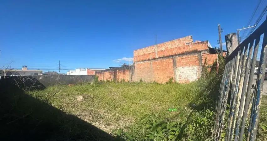 Apartamento à venda na Rua Pedro Reis, Espinheiros, Itajaí