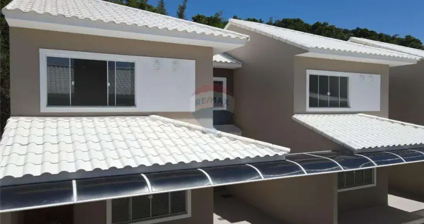 Casa em condomínio fechado com 2 quartos à venda no Ponta Negra, Maricá 