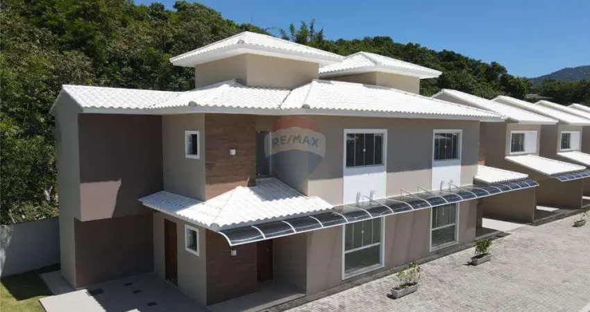 Casa em condomínio fechado com 2 quartos à venda no Ponta Negra, Maricá 