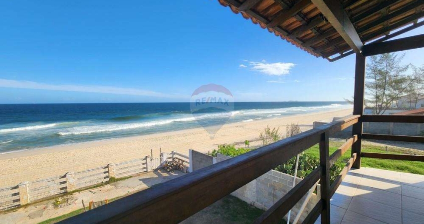 Casa 4 quartos, 4 suítes, 283 m de areá útil, pé na areia