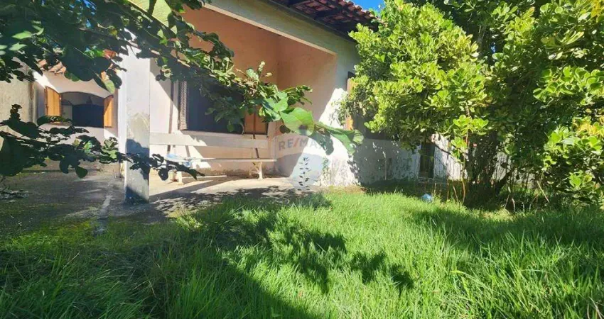 'Casa linear, 473m, 3 quartos, 2 suítes, no centro de Maricá'