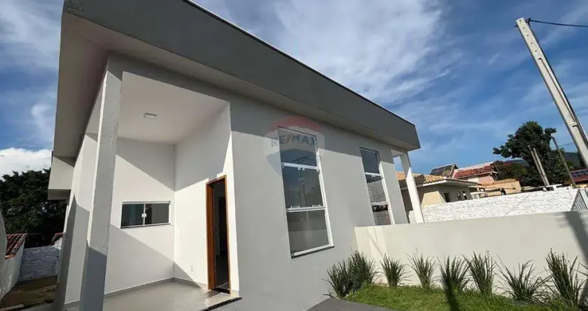 Casa com 2 quartos para alugar no Centro, Maricá