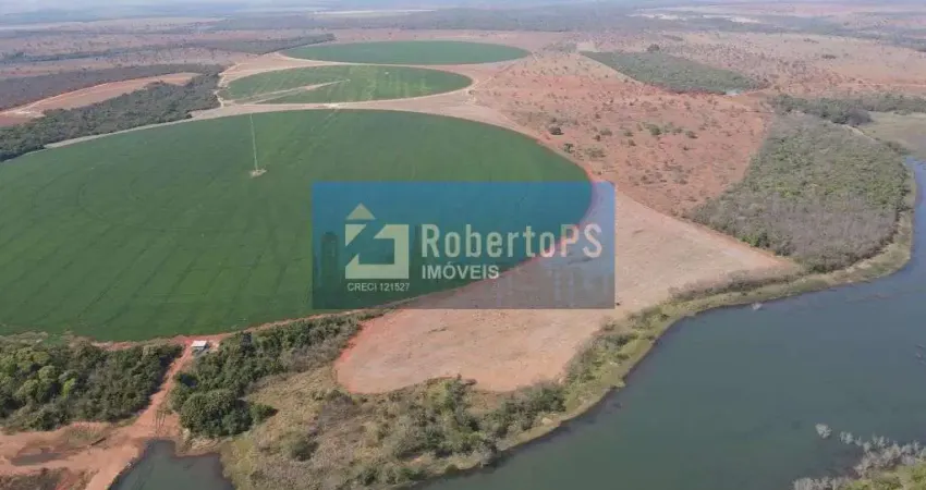 A melhor fazenda do Brasil, localizada em Minas Gerais produzindo atualmente SOJA e tem contrato com Milho doce.
