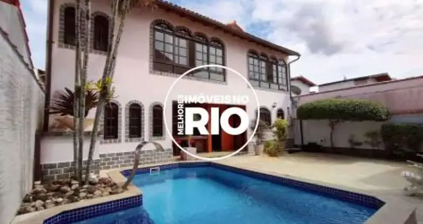 Casa com 4 quartos à venda na Rua Araguaia, --, Balneário Remanso, Rio das Ostras
