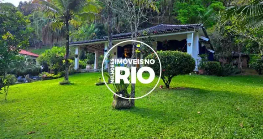 Chácara / sítio com 2 quartos à venda na Rodovia RJ-116, --, Centro, Cachoeiras de Macacu