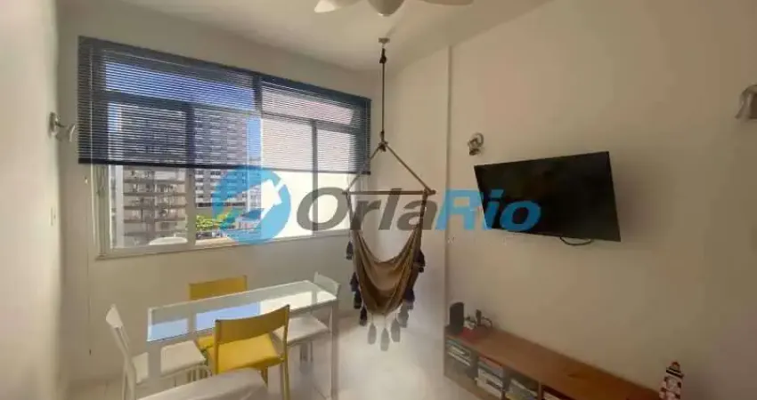 Kitnet / Stúdio à venda na Rua Bolivar, Copacabana, Rio de Janeiro