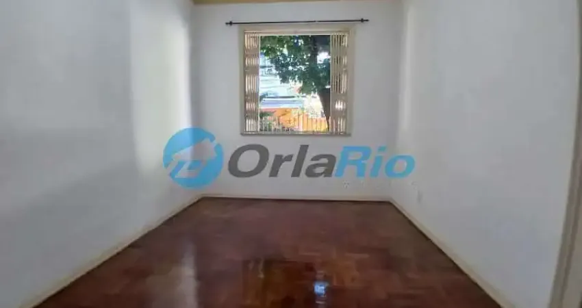 Apartamento com 2 quartos para alugar na Rua Manuela Barbosa, Méier, Rio de Janeiro