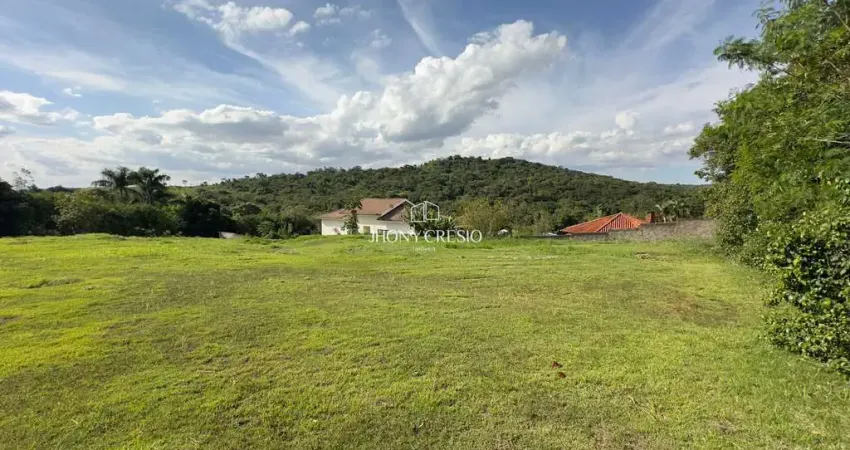 Estância Zaúna - Condomínio Estância Zaúna, 4000 m², Topografia plana.