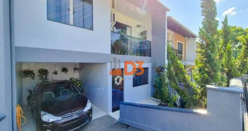 Casa com 3 quartos à venda no Velha, Blumenau 