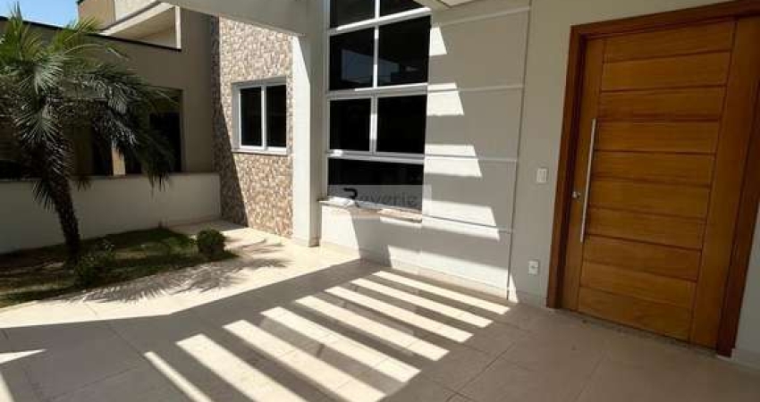 Residência de Luxo no Jardins do Império: Casa de 3 Quartos, Suíte, 2 Banheiros e 105m² em Indaiatuba-SP