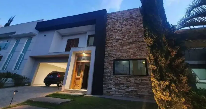 Casa em Condomínio de Luxo na Cidade de Indaiatuba-SP, 4 quartos, 4 suítes, 5 banheiros, 4 vagas, 286m², no Residencial Beira da Mata.