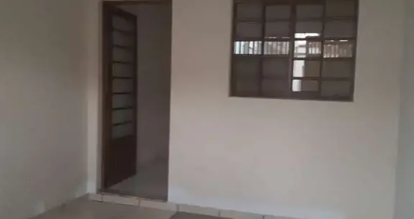 Aluguel de Casa Impecável em Indaiatuba-SP, Parque Boa Esperança: 1 Quarto, 1 Sala, 1 Banheiro, 1 Vaga, 60m²