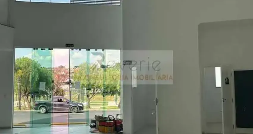 Salão comercial para locação em Indaiatuba-SP: 3 salas, 3 banheiros, 6 vagas de garagem, 515m² no Jardim Morada do Sol!
