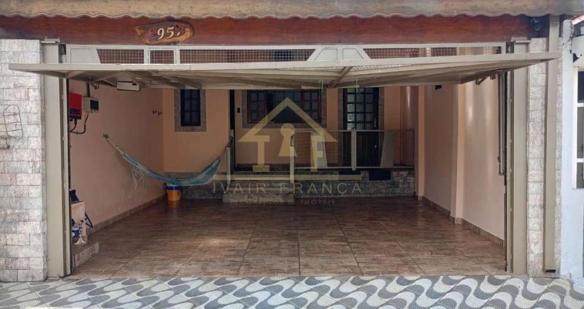 Casa para Venda em Taubaté, Cidade Jardim, 3 dormitórios, 1 banheiro, 2 vagas