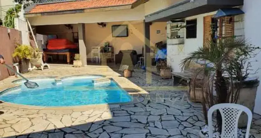 Casa em Condomínio para Venda em Taubaté, Parque São Cristóvão, 4 dormitórios, 2 suítes, 3 banheiros, 4 vagas