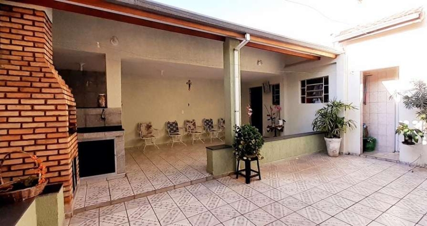 Casa para Venda em Taubaté, Estiva, 3 dormitórios, 2 suítes, 2 banheiros, 3 vagas