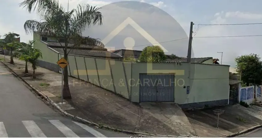 Casa para Venda em Taubaté, Jardim América, 3 dormitórios, 2 suítes, 3 banheiros, 7 vagas