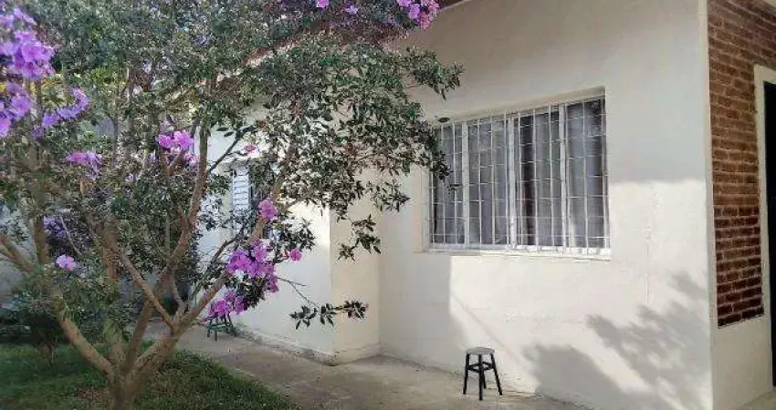 Casa para Venda em Taubaté, Parque São Luís, 3 dormitórios, 1 banheiro, 3 vagas