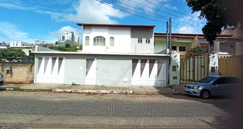 Oportunidade Imperdível: Linda Casa à Venda no G. Duque – com Área Gourmet, Piscina e 4 Vagas de Garagem! Não Perca!