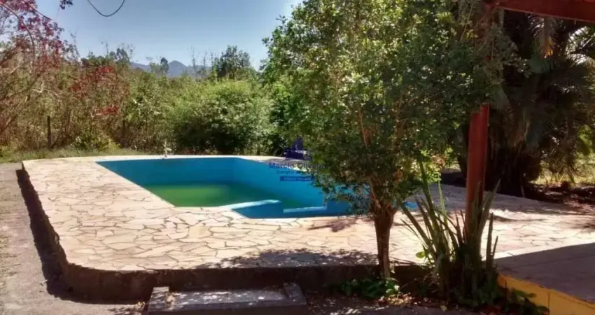 Chácara / sítio com 7 quartos à venda no Pinheirinho, Taubaté 