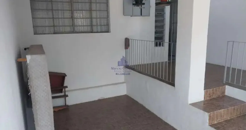 Espetacular Casa à Venda na Vila Iapi em Taubaté-SP  3 Quartos, 2 Banheiros, 1 Vaga de Garagem  110m²