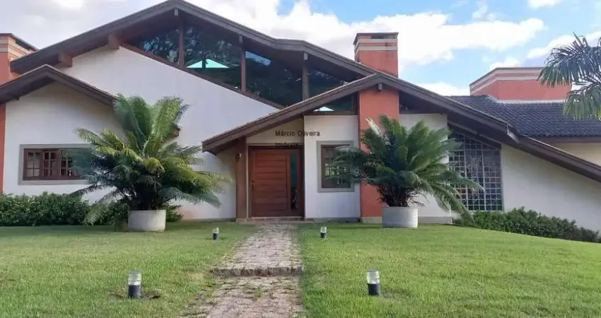 Casa com pomar no Condomínio Chácaras Cataguá