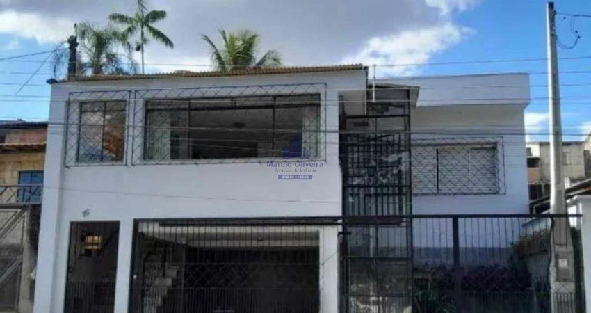Imperdível oportunidade: Casa à venda em Taubaté-SP, Campos Elíseos! 4 quartos, 2 suítes, 3 salas, 3 banheiros, 2 vagas, 192,85 m²!
