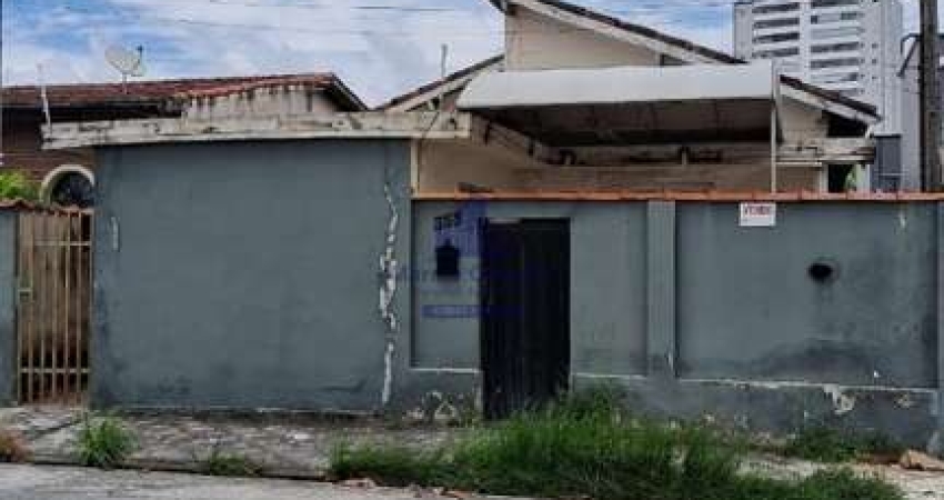 Casa com 3 quartos à venda na Vila Paulista, Taubaté 