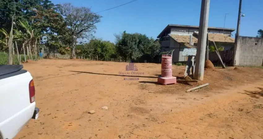 Terreno a venda de 1000 metros quadrados no Bairro do Barreiro.