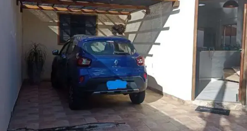 Casa à venda em Taubaté-SP, Vista Alegre: 3 quartos, 1 suite, 1 sala, 2 banheiros, 1 vaga, 78m². Venha conferir!
