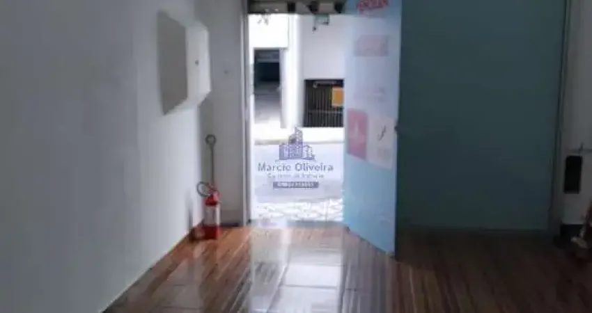 Excelente oportunidade de ponto comercial para locação no Centro de Taubaté-SP: 1 sala, 1 banheiro, 50,00 m² de área!