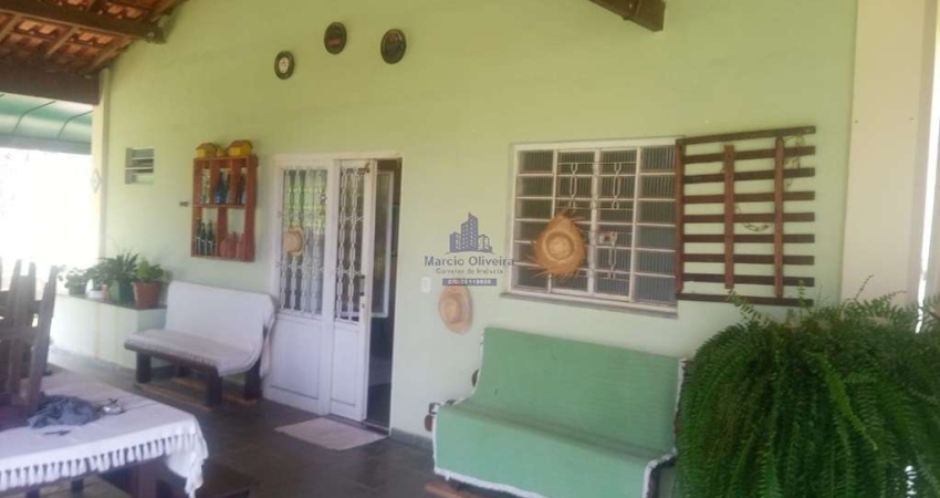 Imperdível: Casa à venda em Taubaté-SP, Granjas Rurais Reunidas São Judas Tadeu - 2 quartos, 2 suítes, 1 sala, 3 banheiros, 3 vagas de garagem!