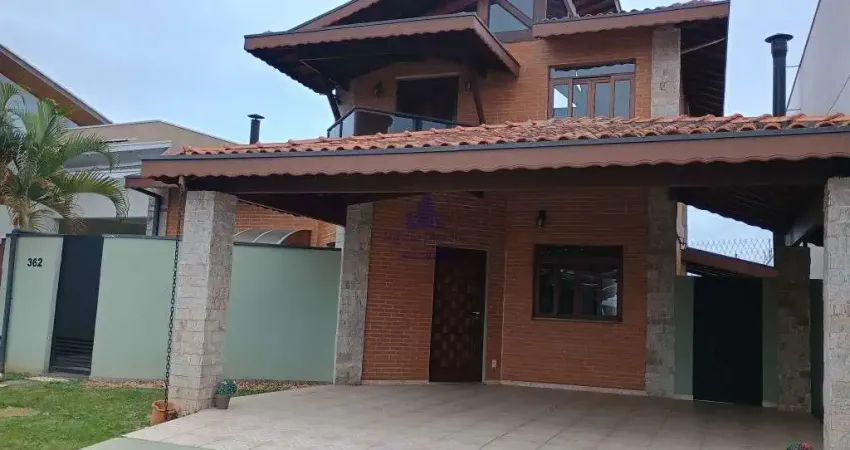 Casa em Condomínio à Venda em Taubaté-SP - 2 Quartos, 2 Suítes, 1 Sala, 2 Banheiros, 2 Vagas, 192m² - Jardim Oasis