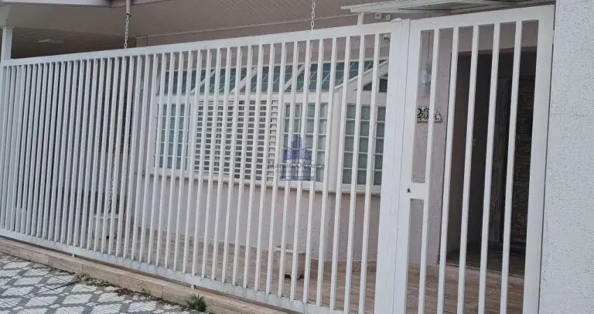 Casa com 3 quartos para alugar na Vila São Carlos, Taubaté 