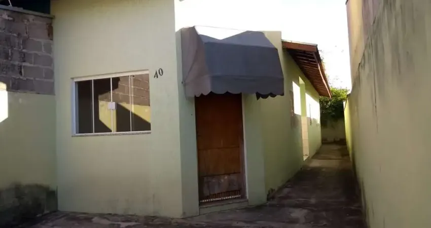 Casa para locação no vale das flores, tremembé-sp: 2 quartos, 1 suíte, 1 sala, 2 banheiros, 2 vagas - 65m².