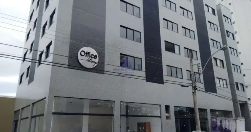 Sala comercial para locação no centro de taubaté-sp: 57,82m², 1 vaga de garagem coberta, sacada e 1 banheiro.