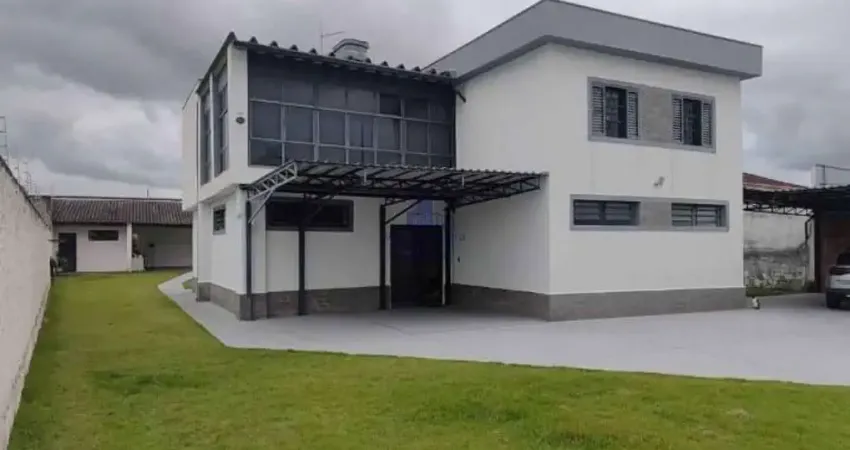 Casa com 8 quartos para alugar na Vila Paulista, Taubaté