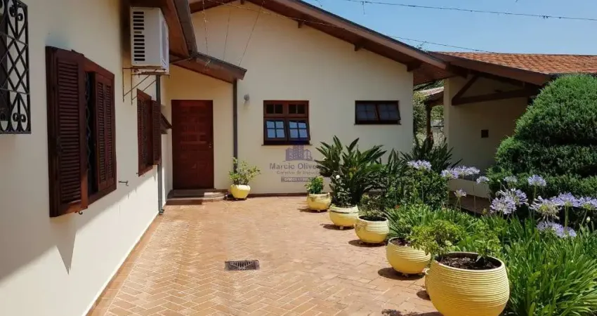 Luxuosa casa à venda em taubaté-sp, parque das flores: 4 quartos, 3 suítes, 3 salas, 5 banheiros, 4 vagas de garagem, 460m².